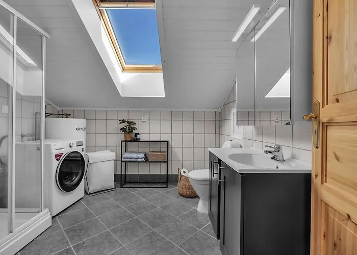 With Sea Views,veranda, And Free Parking Tromso